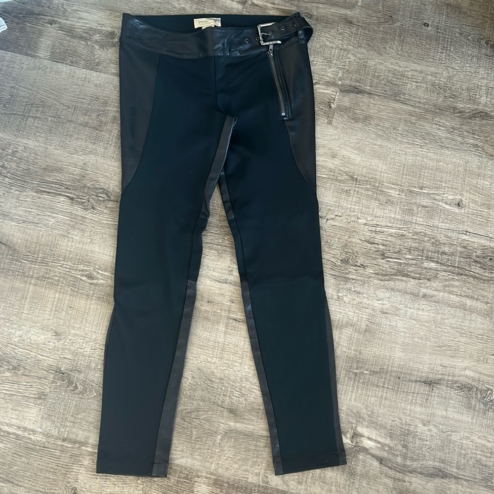 Elizabeth & James leather and nylon riding pants size 8